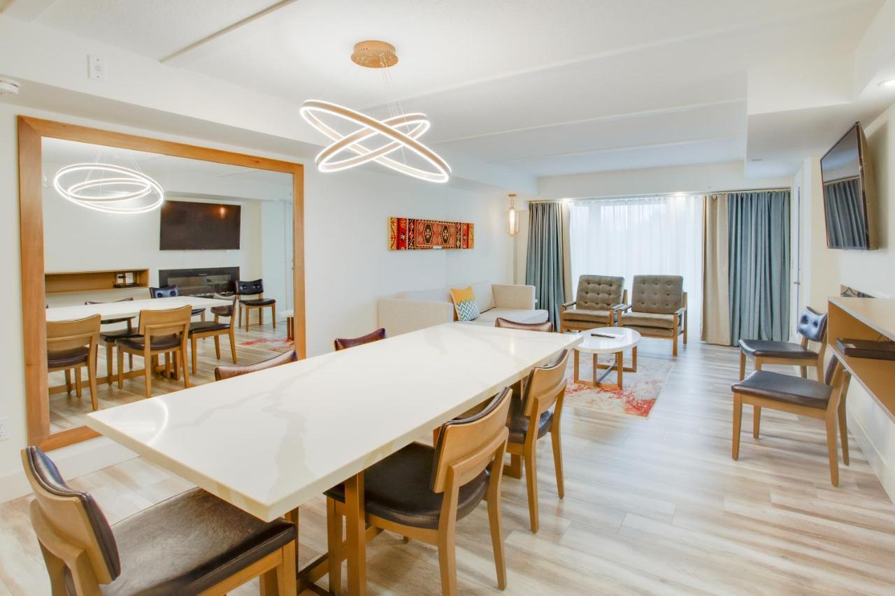 Living Water Resort & Spa 콜링우드 외부 사진